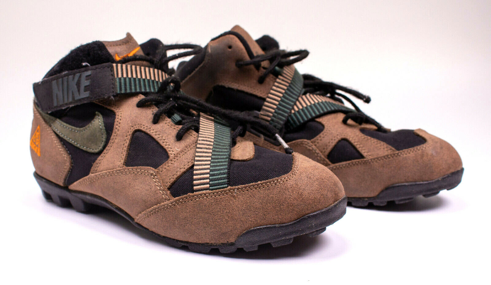 nike acg bike shoes